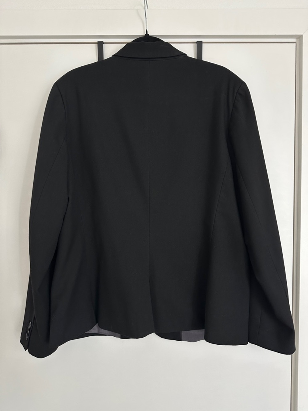 Banana Republic Classic Blazer - Picture 2 of 3